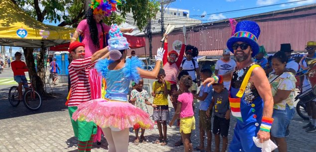 Ação ‘CarmoKids’ anima largo de Santo Antônio Além do Carmo