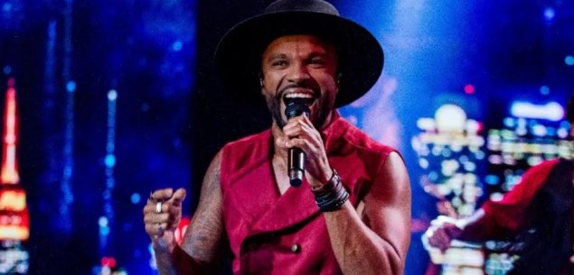 Armazém Convention recebe Alexandre Pires e convidados no “Pagonejo Bão”